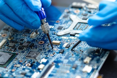 How to Prevent Supply Chain Issues During Circuit Card Assembly