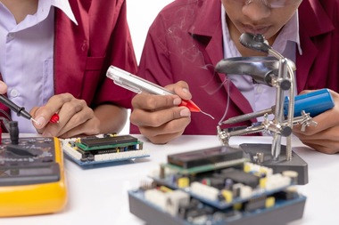 What to Expect From Your First Soldering Training
