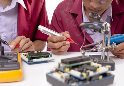 What to Expect From Your First Soldering Training